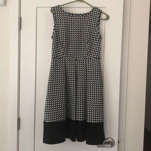 Calvin Kline Houndstooth Dress Size 6